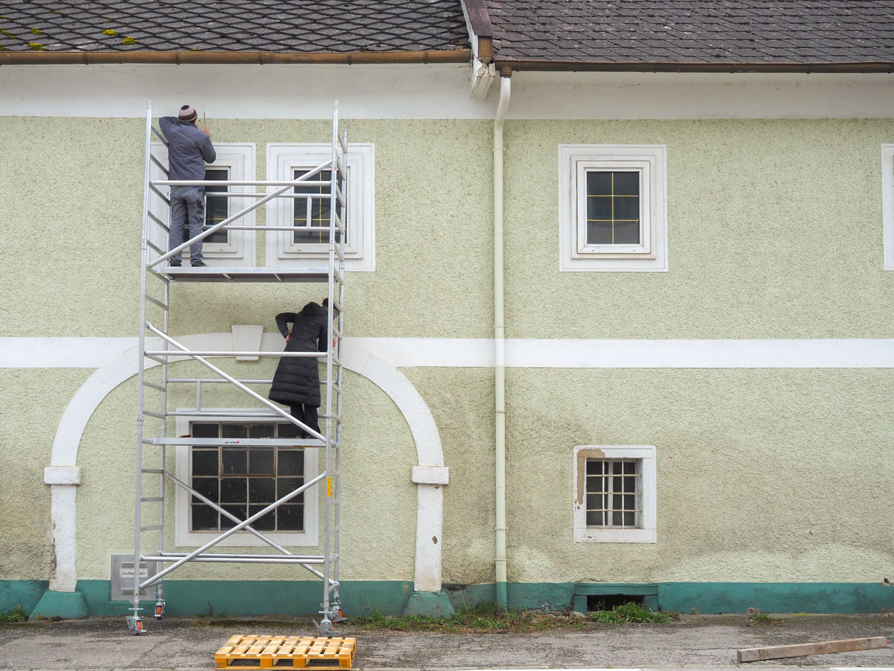 Arbeitsaufnahme an N-Fassade